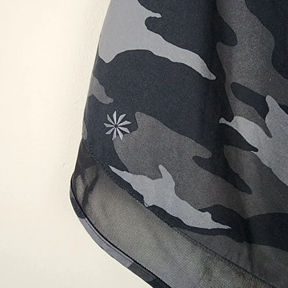 Athleta size M printed mesh racer run shorts camo pattern